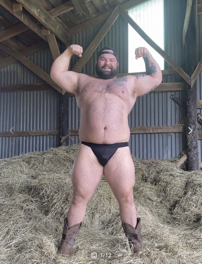 Aaron Lee
